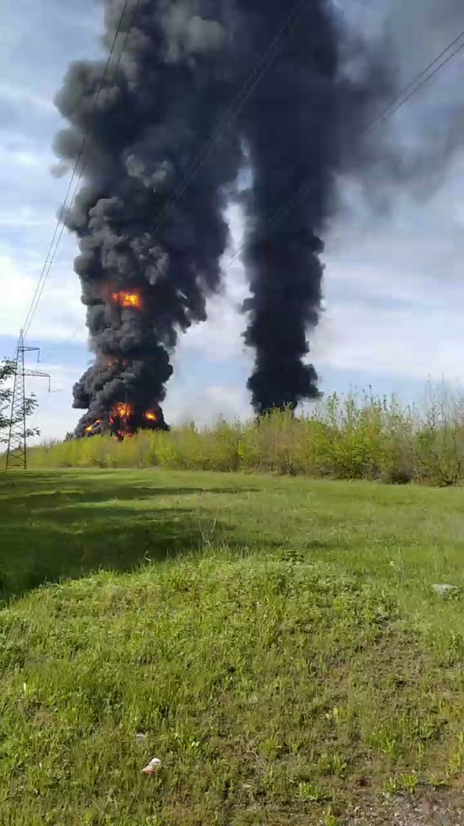 Пожар на нефтебазе в Макеевке.